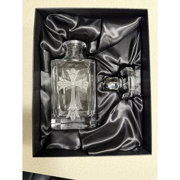 Chrome Hearts x Baccarat Glass Bottle - Picture 1 of 2